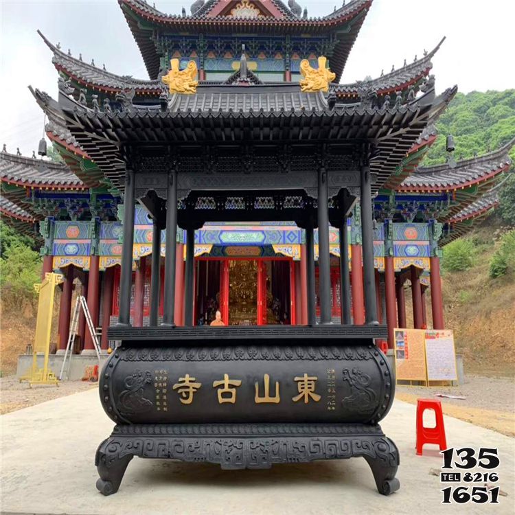 香爐雕塑-仿古寺院門(mén)前青銅寶蓋燒香祈福香爐高清圖片