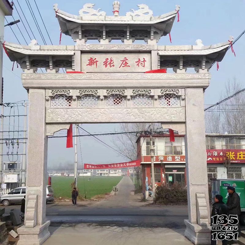 牌坊雕塑-新張莊村單門(mén)浮雕鏤空石牌坊高清圖片