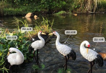 鶴雕塑-戶外景區(qū)池塘休息滴鶴雕塑