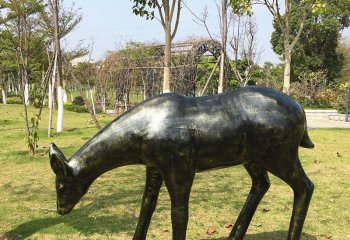 鹿雕塑-公園玻璃鋼仿銅戶(hù)外大型動(dòng)物景觀鹿雕塑