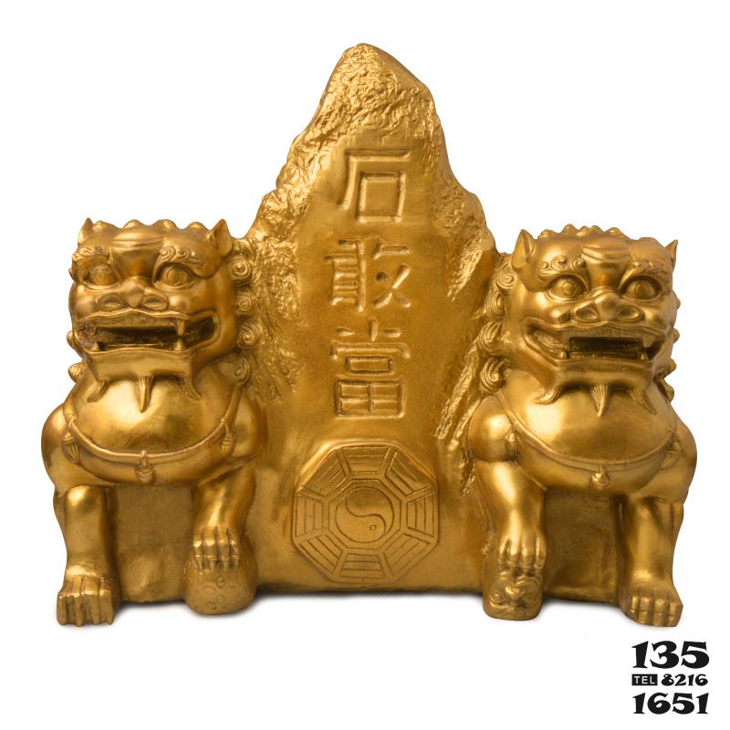 獅子雕塑-不銹鋼仿銅創(chuàng)意石敢當(dāng)戶(hù)外景區(qū)獅子雕塑高清圖片