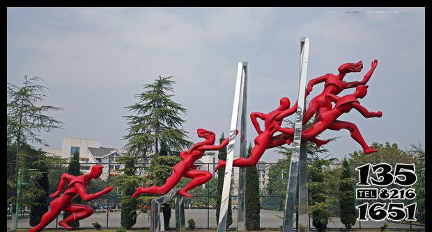 跑步雕塑-公園不銹鋼抽象賽跑人物景觀雕塑高清圖片