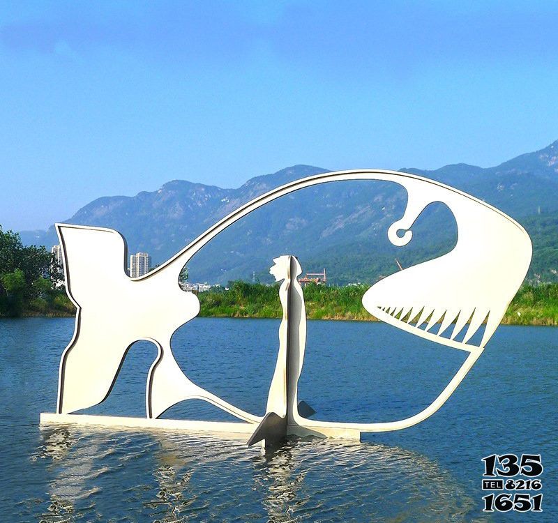 鯨魚(yú)雕塑-公園景區(qū)擺放的不銹鋼創(chuàng)意鯨魚(yú)雕塑高清圖片