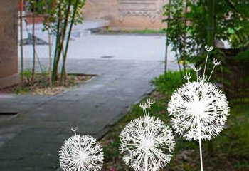 以不銹鋼為元素的鏤空塔，讓城市更加美觀