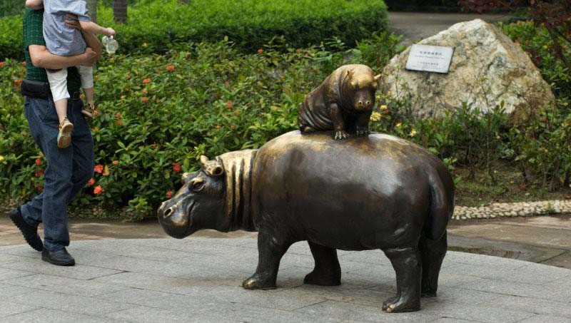 銅雕母子河馬-河馬雕塑公園動物銅雕