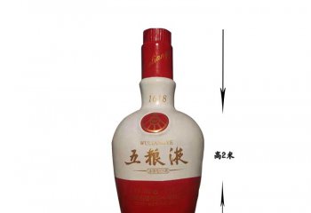 玻璃鋼酒瓶雕塑-玻璃鋼酒瓶雕塑，仿真玻璃鋼酒瓶雕塑 